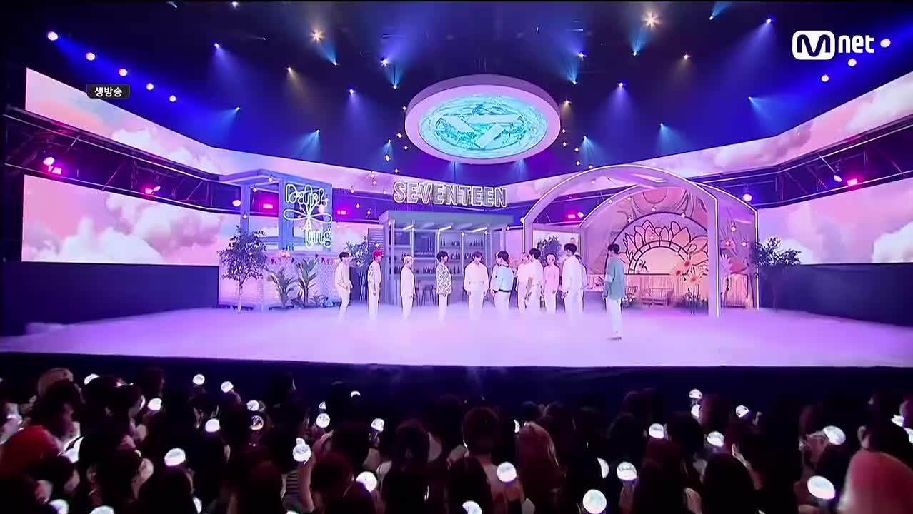 220602 Mnet M!Countdown SEVENTEEN - Darl+ing + HOT