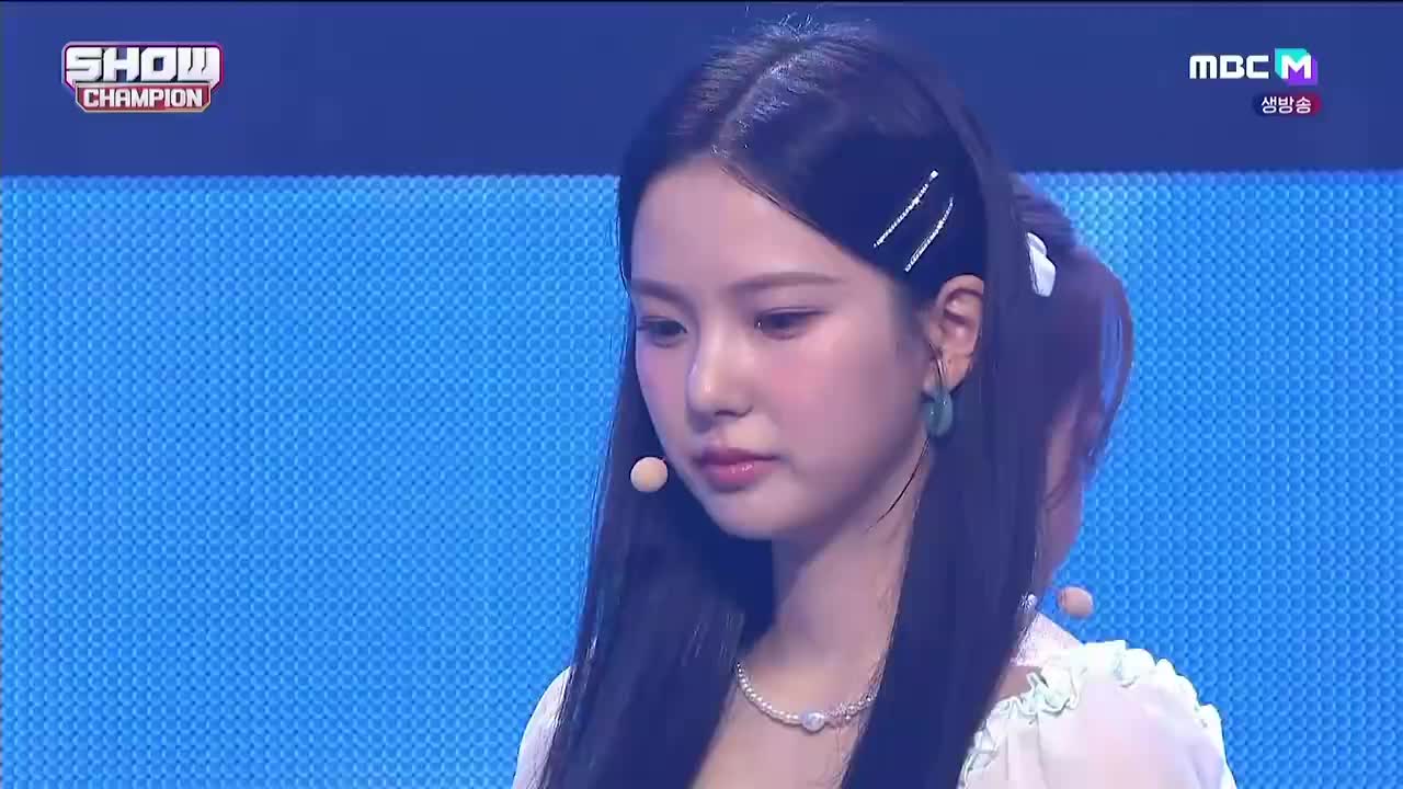 220629 MBC Show Champion Kep1er - LE VOYA9E+Up!