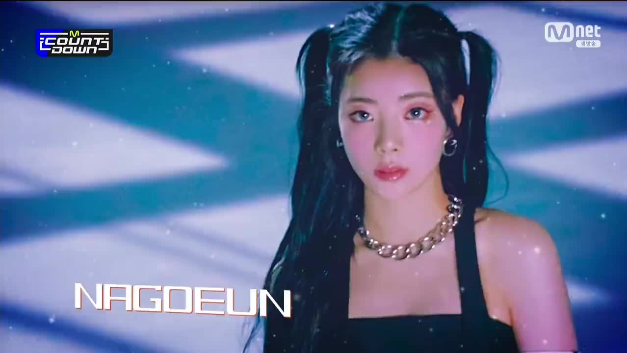 220728 MNet M!Countdown PURPLE KISS - Nerdy