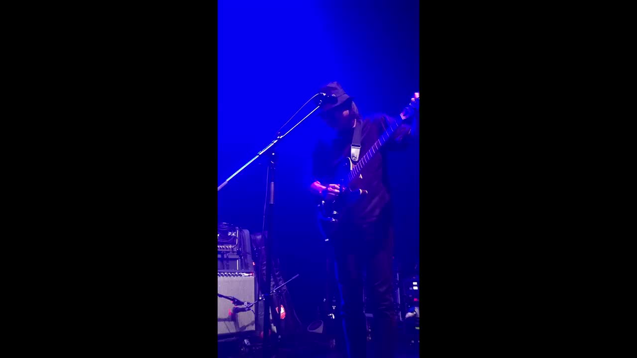 Low（来源@HotSoap_）