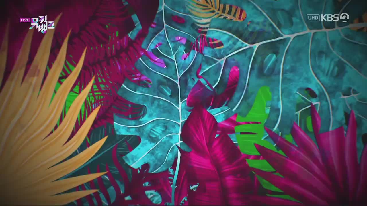 220923 KBS UHD Music Bank NMIXX - DICE