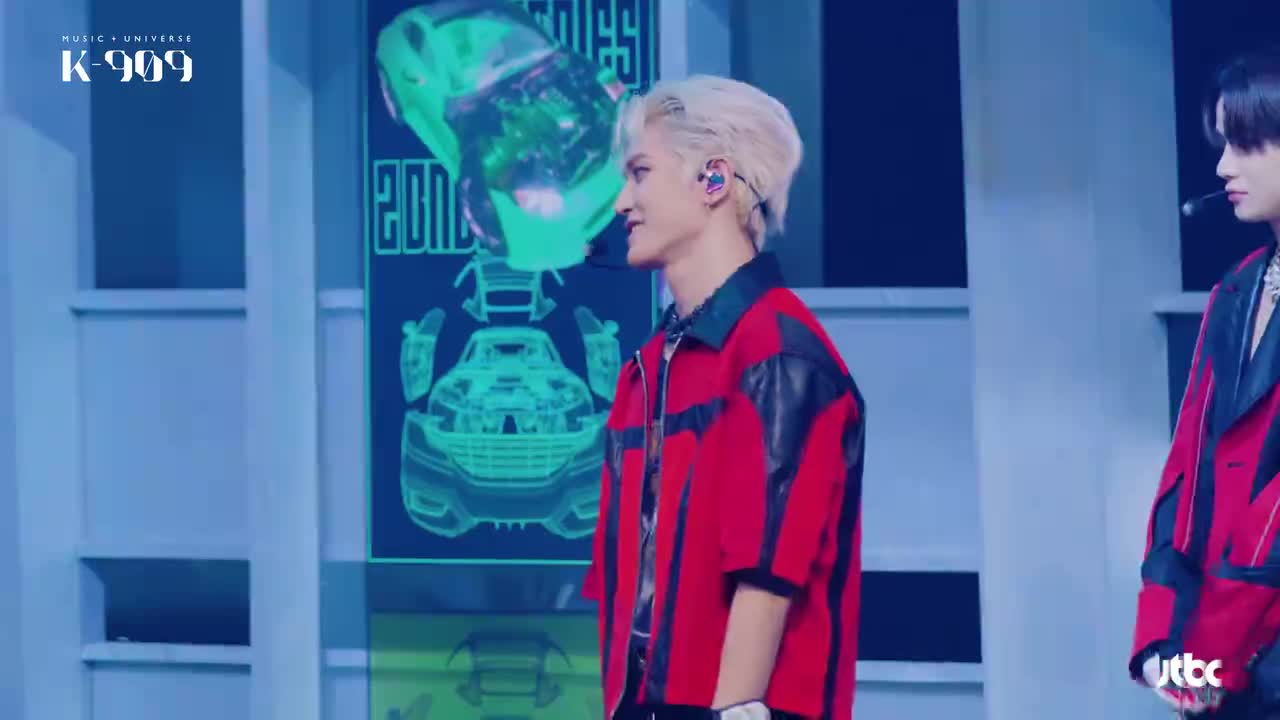 【怼脸】220924 2 Baddies [K-909] 4K