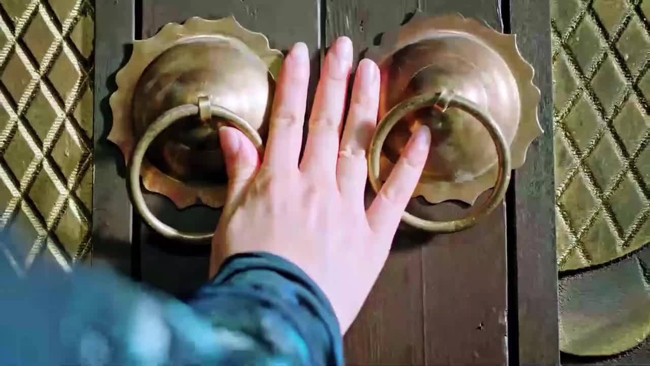 06、自杀-人死手垂落