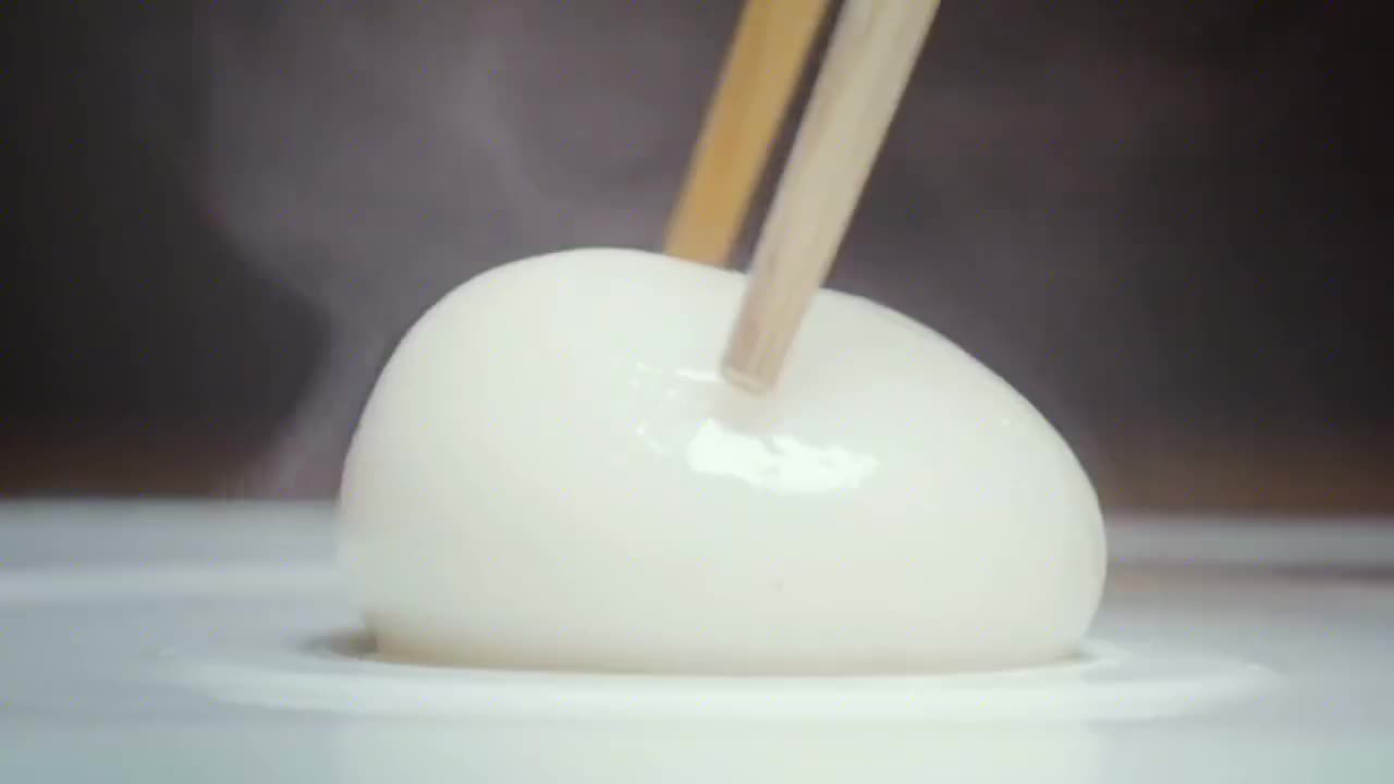 餐桌上的节日 67集 蒿子面