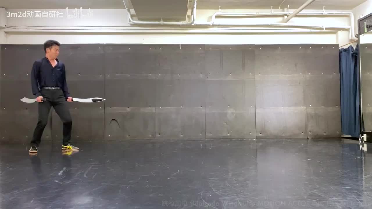 【双武器】跳起连续风车