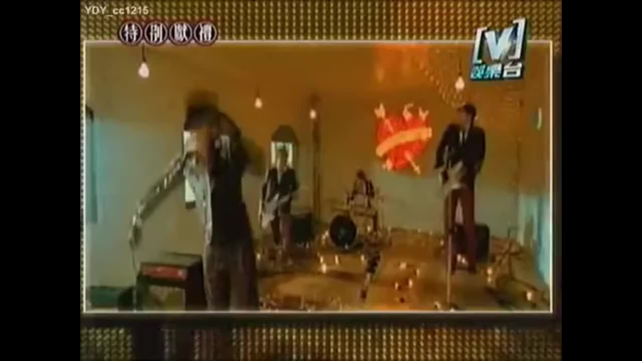 《我很忙(MV花絮)》
