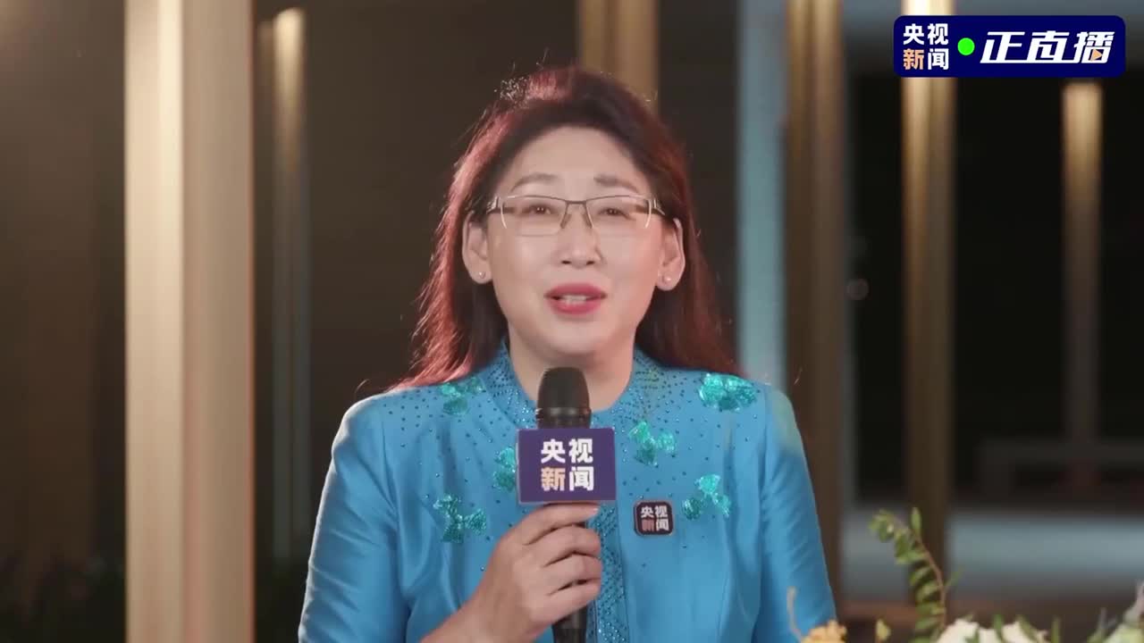 10央视新闻专访金鸡奖提名作品背后的故事