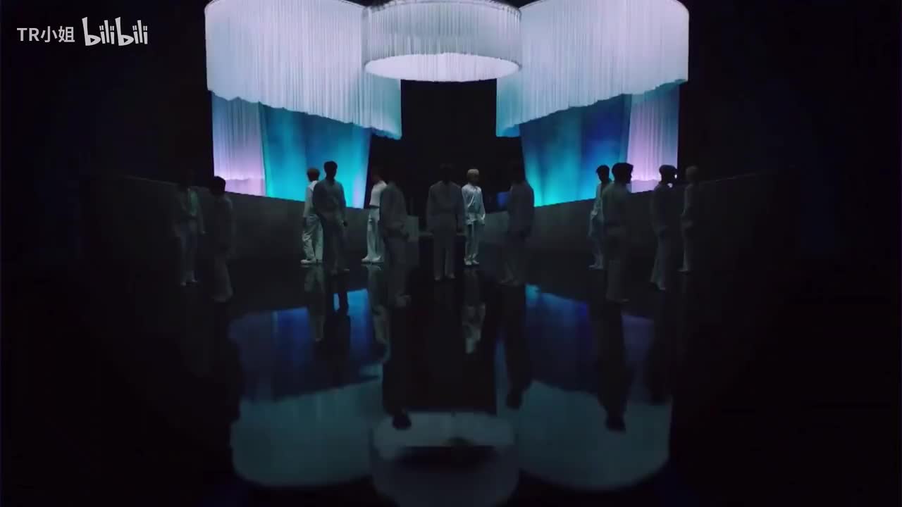 Don't Wanna Cry 不想哭的舞台有很多，都很好看，我选了一个清晰度较高的