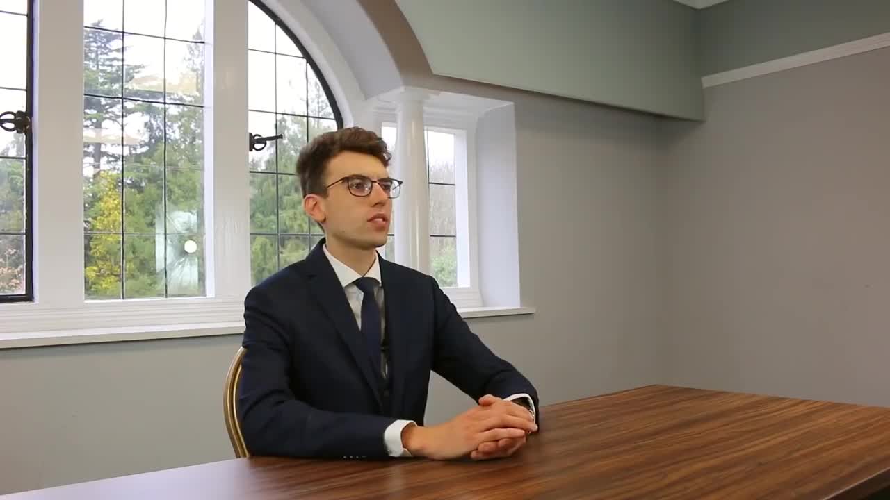 用三个词描述你自己——30-DESCRIBE YOURSELF IN 3 WORDS! (How to