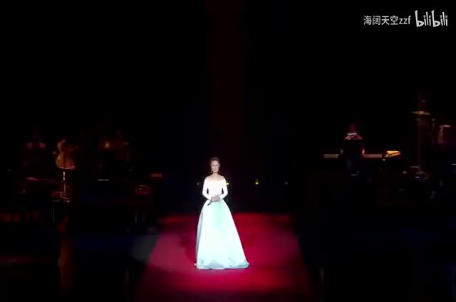 王紫菲《我和我的祖国》KTV字幕版