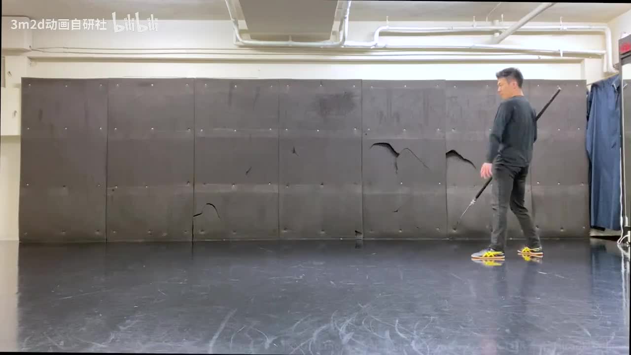 【长武器】回旋跳跃攻击 Animation reference by 3D2M动画自研社