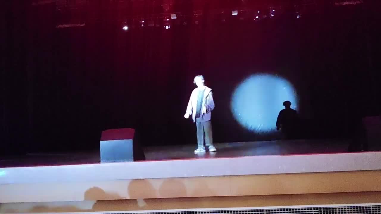 4、孤独一掷（校自律文娱部）