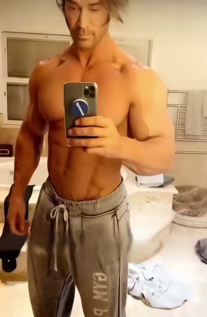 早上刚睡醒的大力王