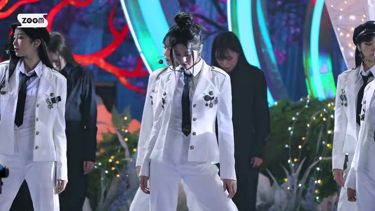 [4K] 许允真 HUH YUNJIN 横版怼脸直拍