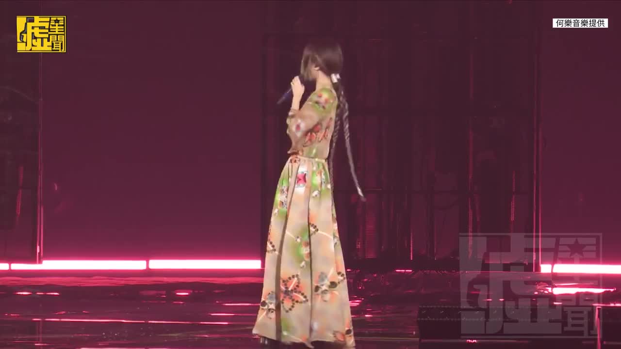 S.H.E合体了 Selina挺超大孕肚现身 全场哭爆