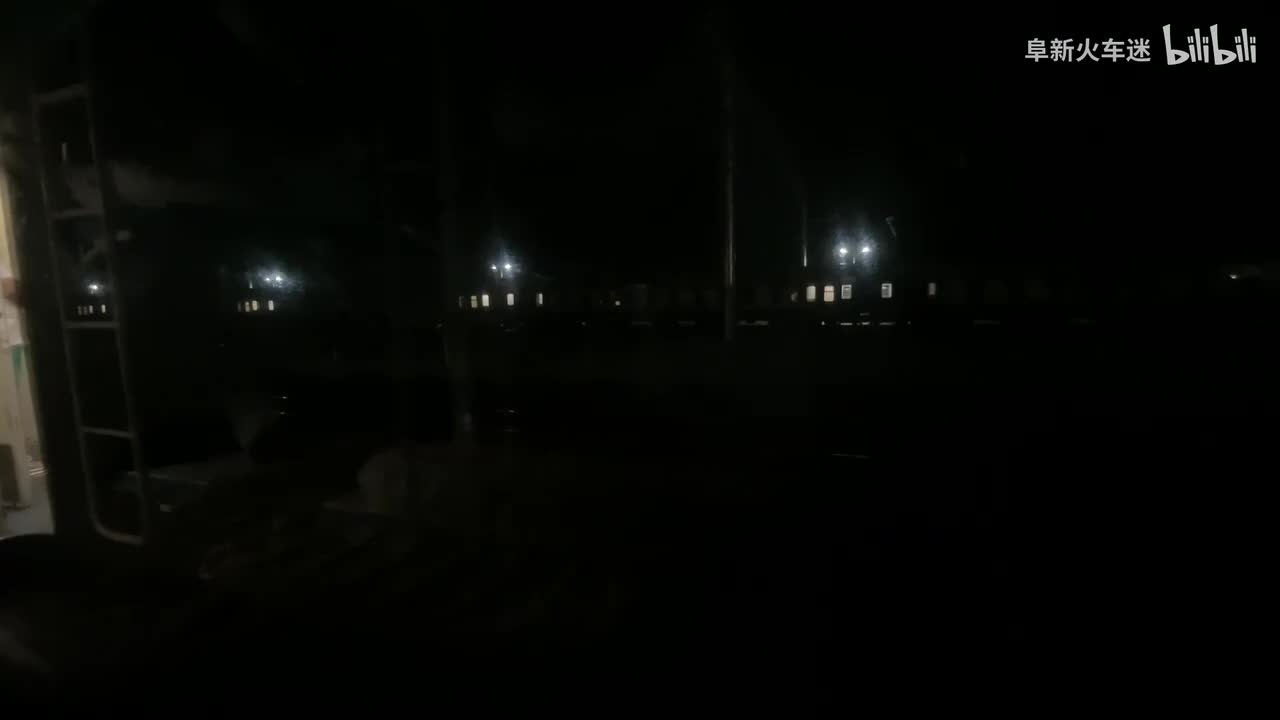 1230次 滦县—唐山段 22：52—23：43