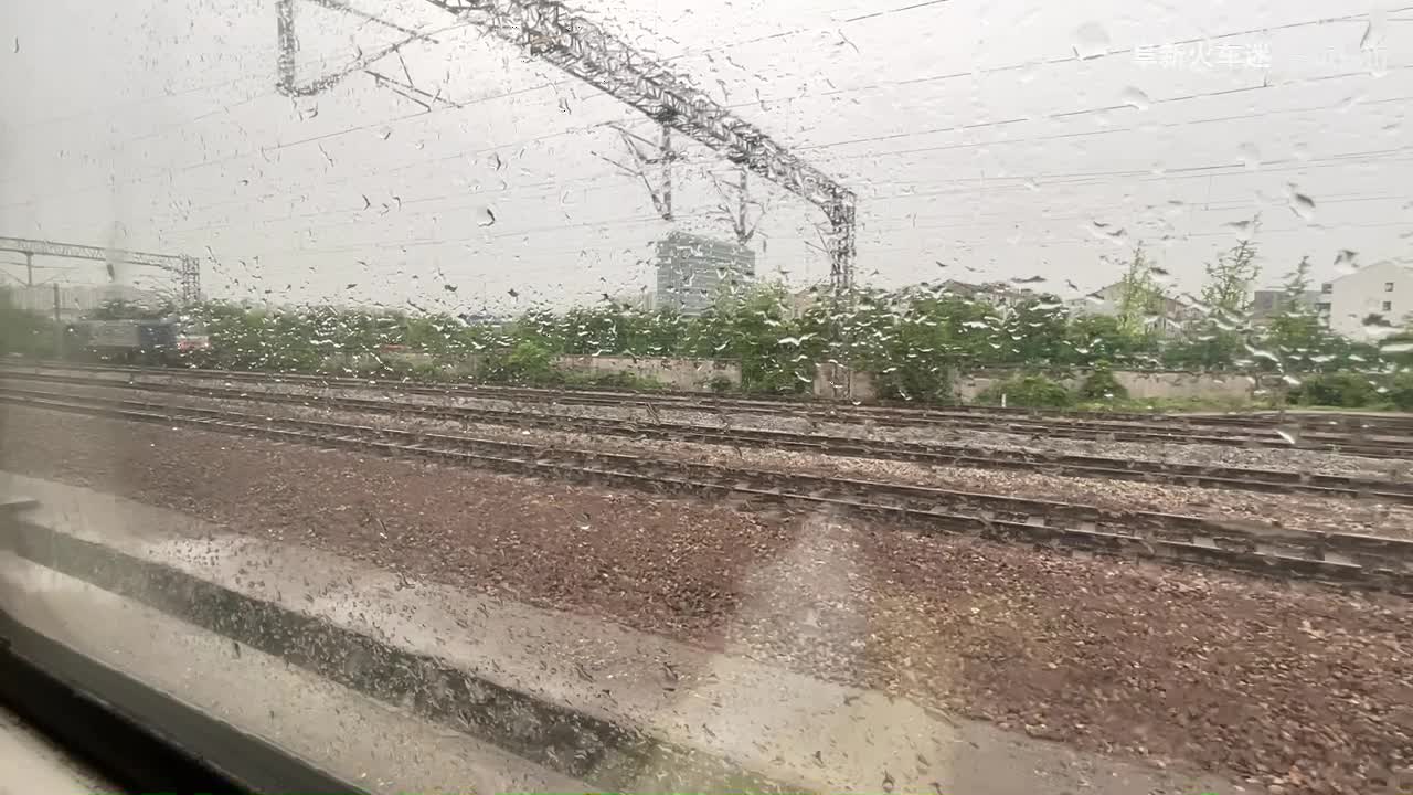 1227次 浒墅关（待避）—苏州段 16：54—17：02