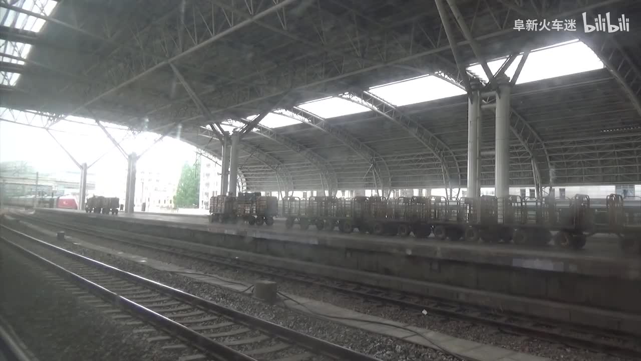 1227次 南京—丹阳段 14：16—15：15