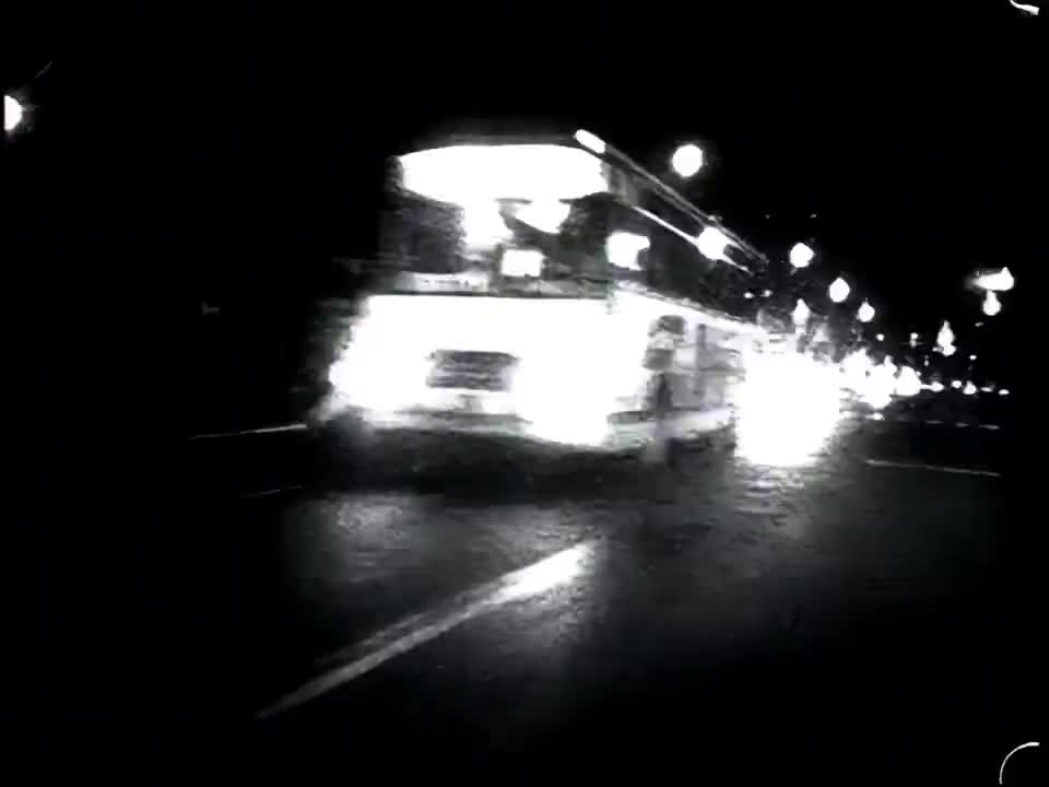 不过少个人来爱-伴奏