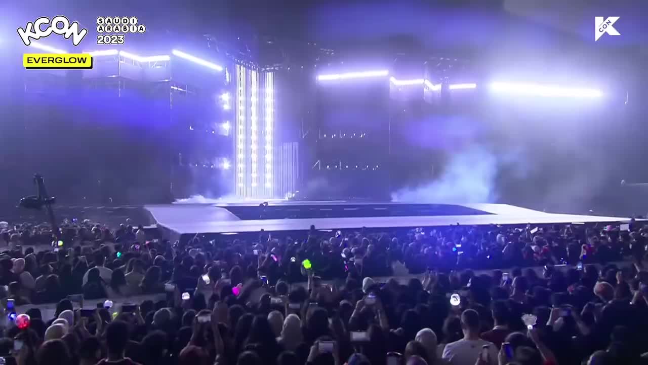 231006 KCON SAUDI ARABIA EVERGLOW - SLAY + LA DI DA