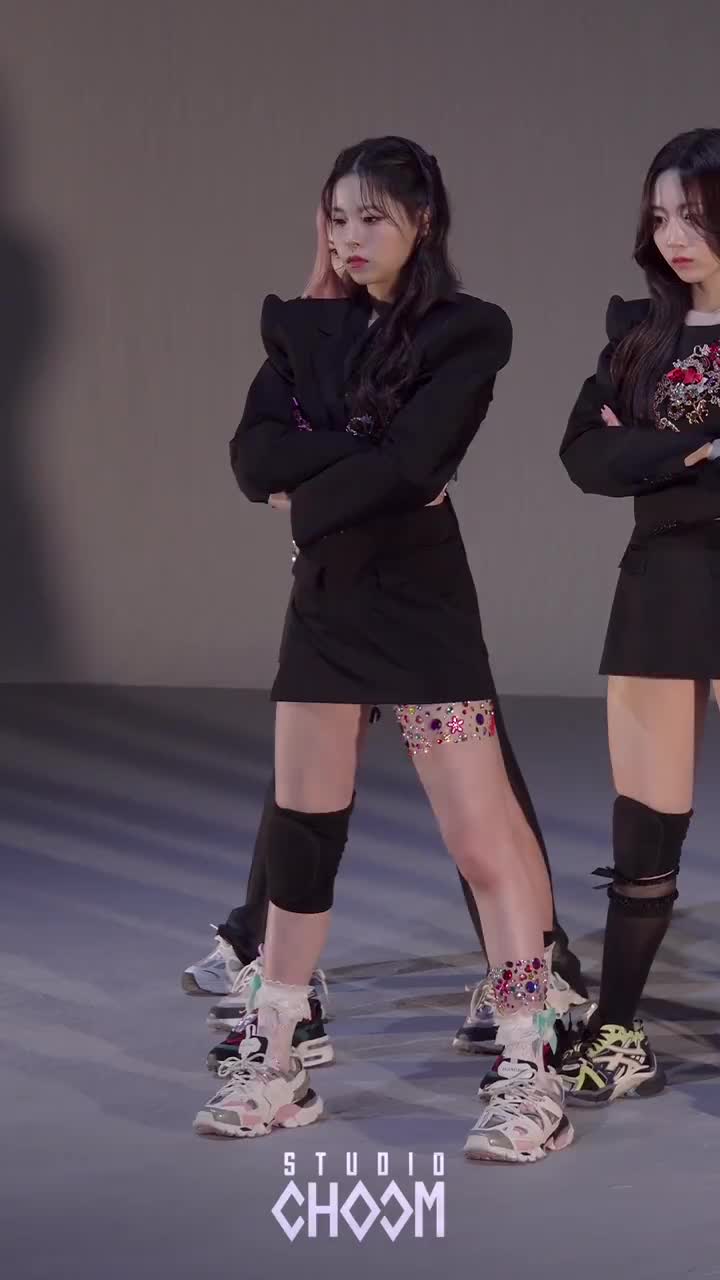 220225 O.O STUDIO CHOOM