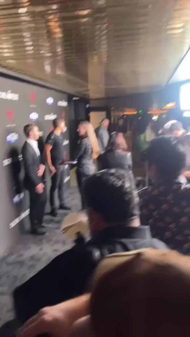 大力王与家人参加活动2