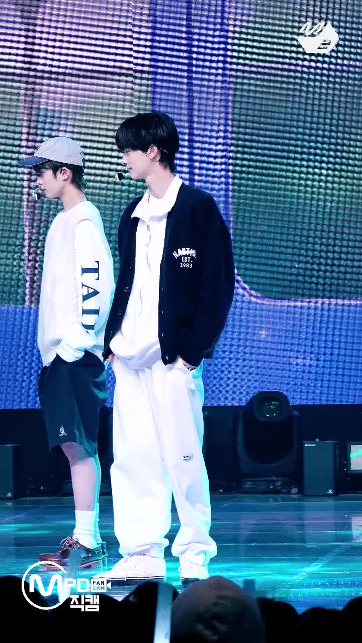 plot twist 240201 SHINYU竖版