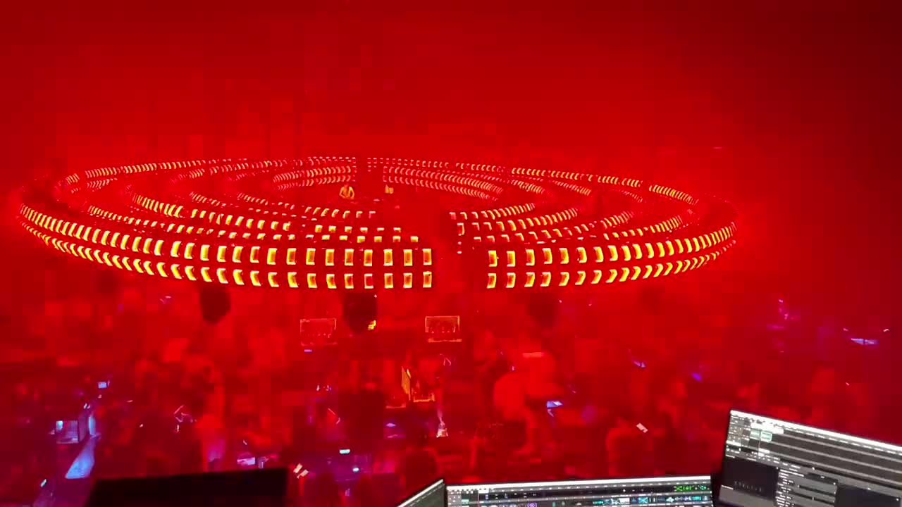 111. UUU (8D环绕) - 7妹