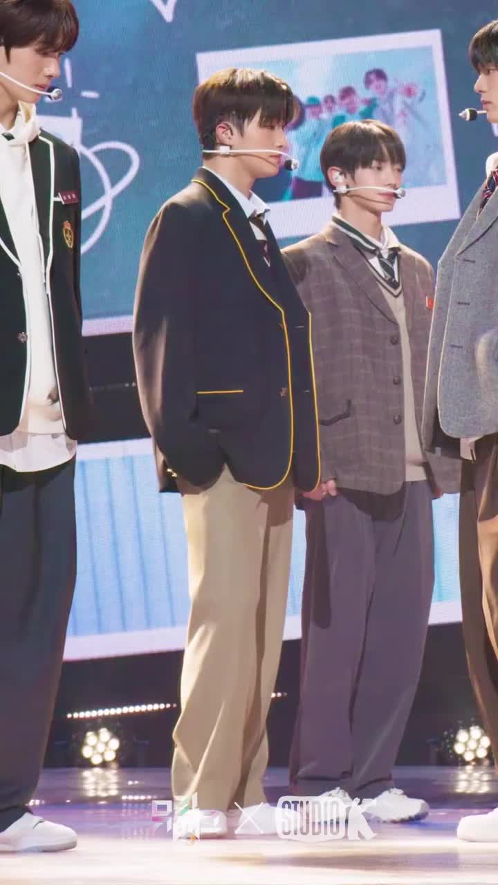 plot twist 240216 JIHOON竖版