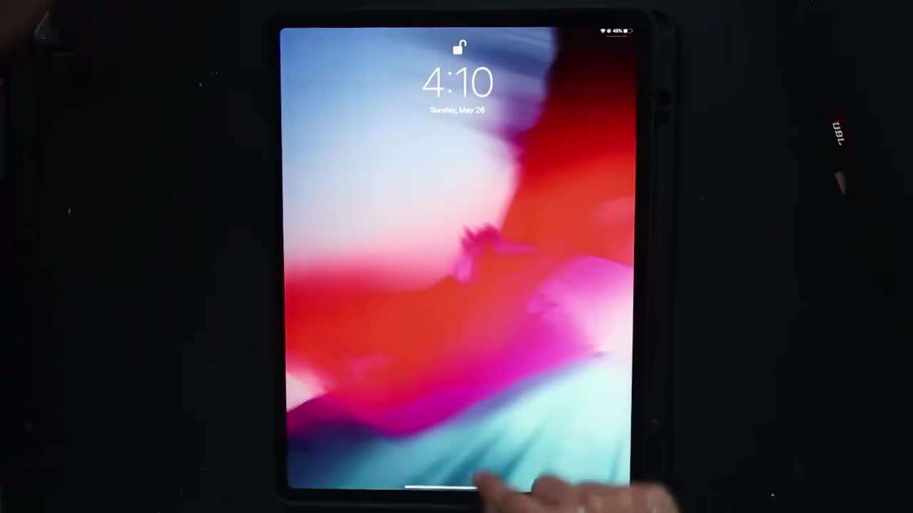 “如何在150秒内像专业人士一样画写实画”HOW TO DRAW REALISTIC LIKE A PRO in 150 Seconds