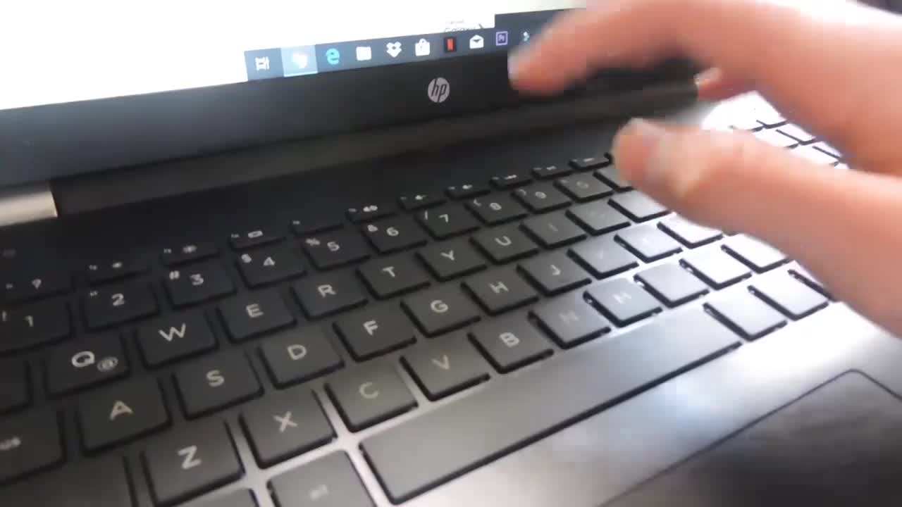 “我为拥有150万订阅者的YouTuber画了一幅画。”I Made a Drawing for a 1.5 Million Subs Youtuber.