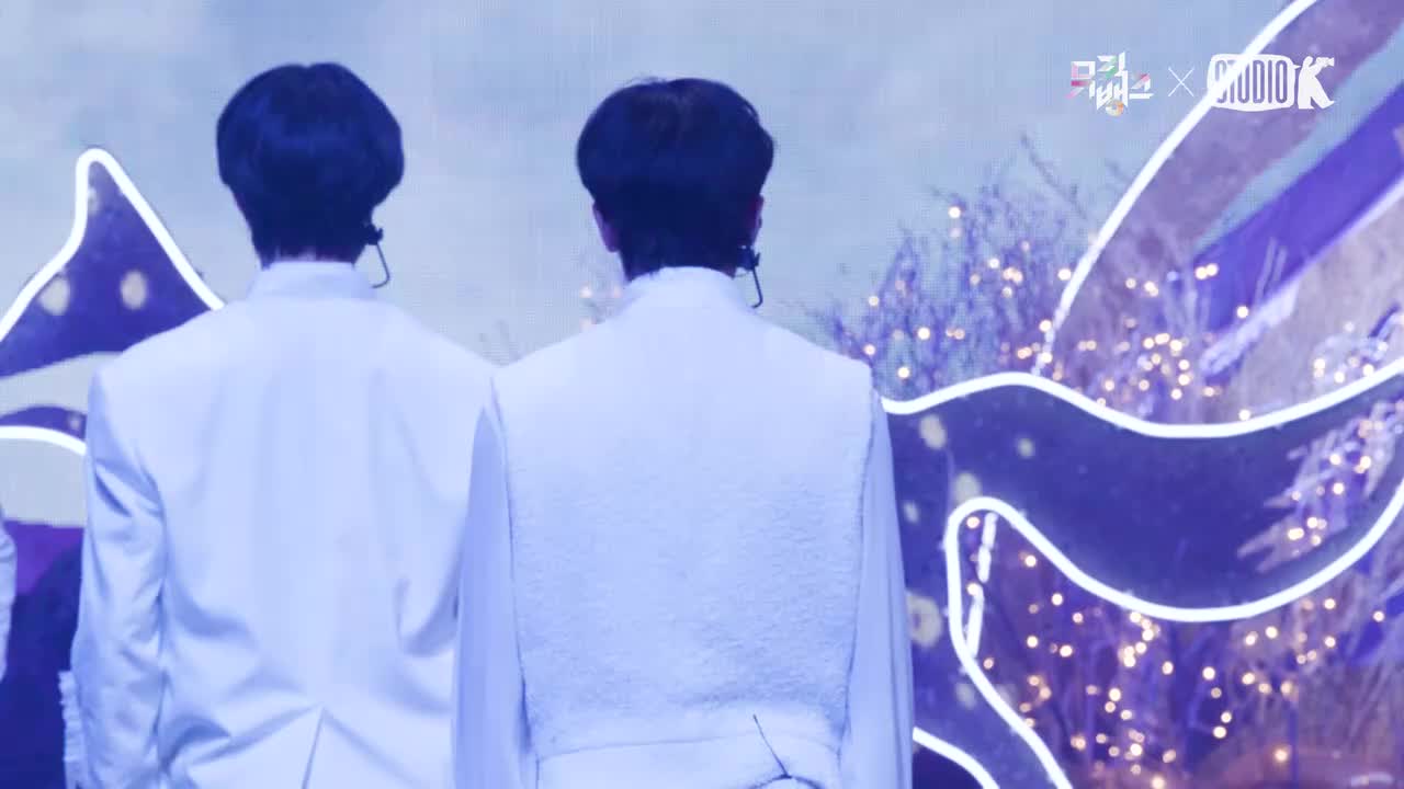 姜太显（横拍）