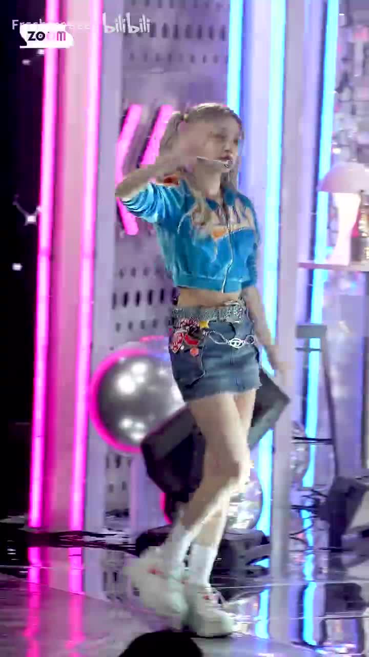 230521 Queencard竖版