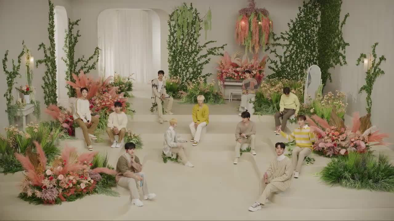 ”To you“我个人最喜欢的非主打，治愈我许多不开心的时光