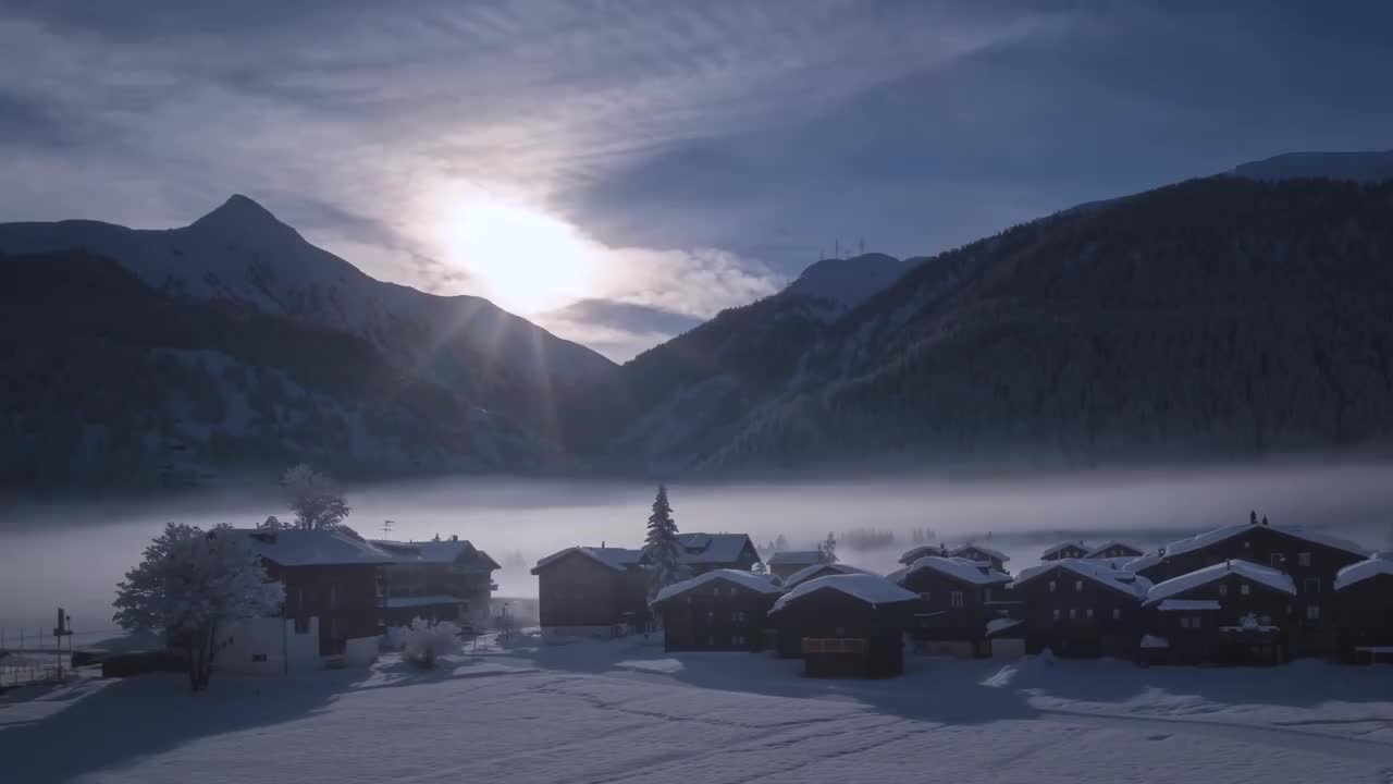 雪山 房屋 云雾 #1423