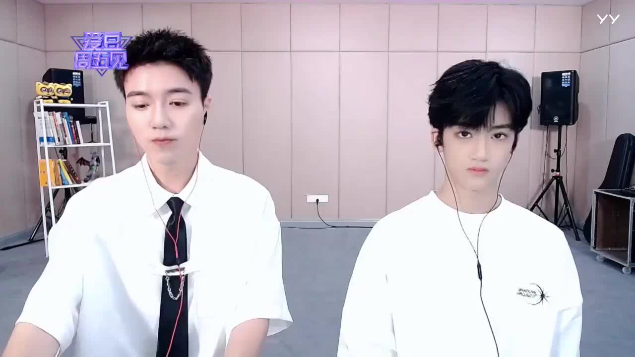 【TF家族】邓佳鑫·爱豆周五见-“佳”期可待