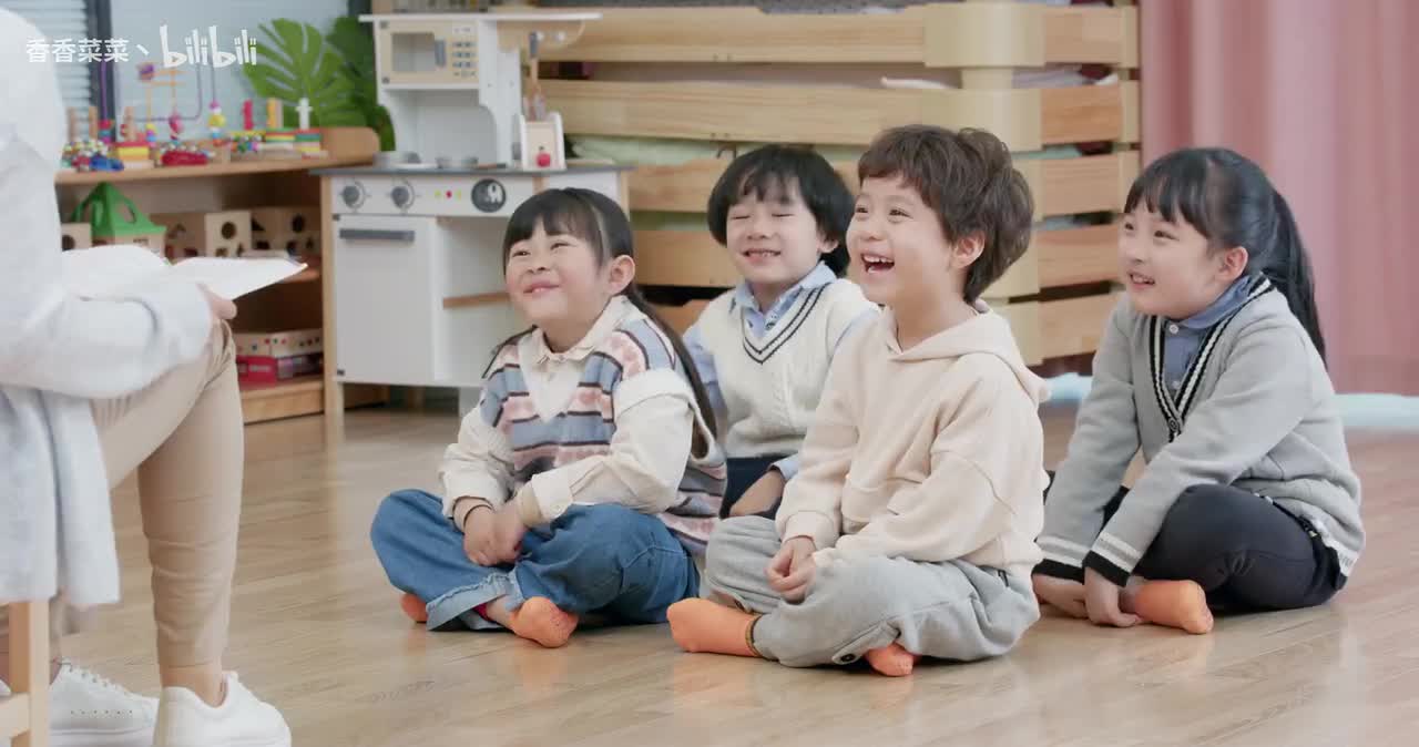 幼儿园小朋友小孩学习玩耍幼教老师互动横屏自媒体剪辑视频素材 _