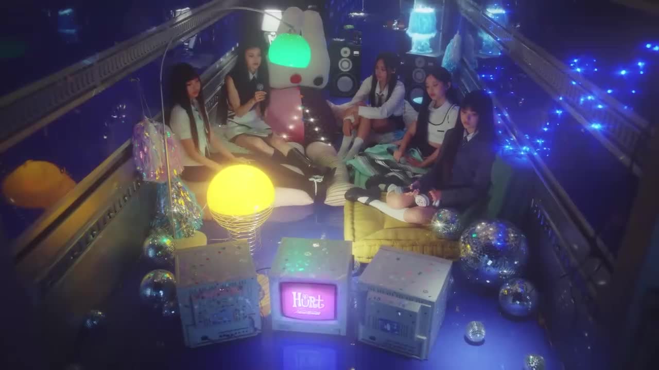 thank u, next x Hurt x down down down