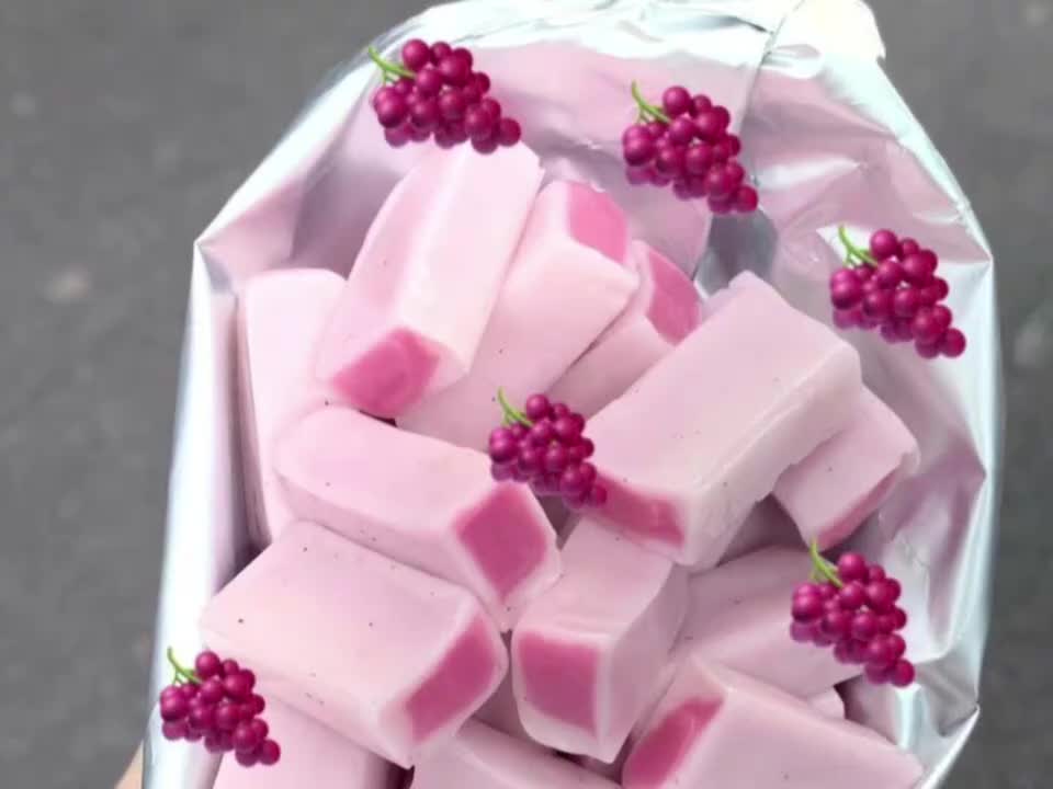 chewy hichew eating asmr