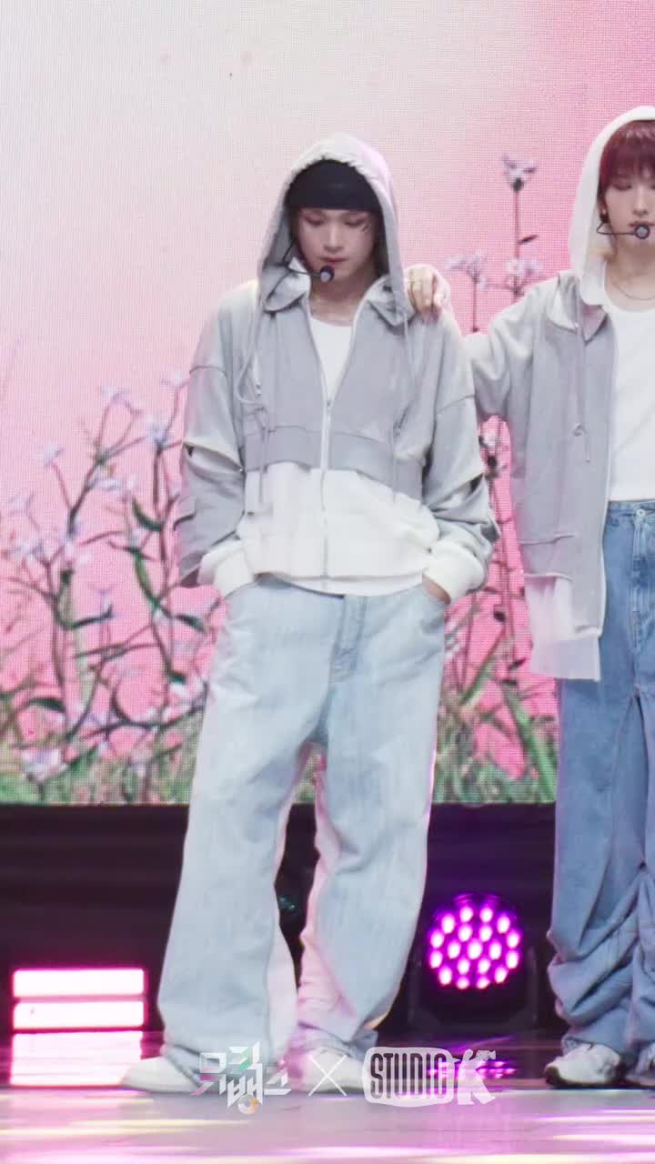 11.22 音银 WIWY 李楷灿直拍