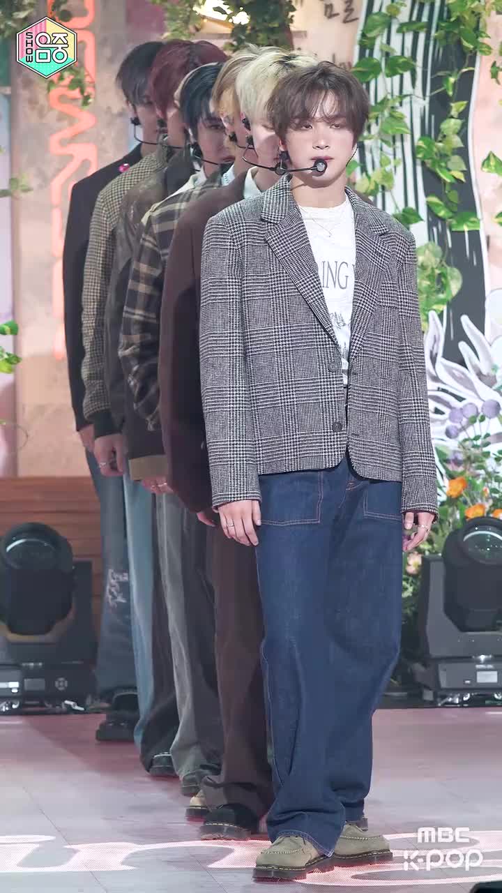 11.23 音中 飞吻 钟辰乐直拍