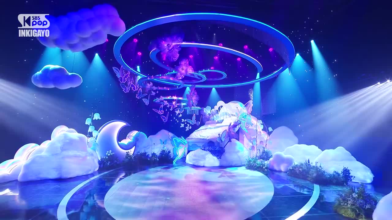 11.24 人歌 Flying Kiss