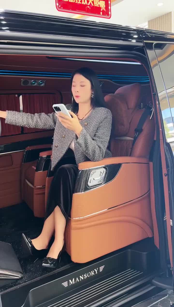 武汉名车汇后湖店品鉴中心-2024年11月26日10点31分