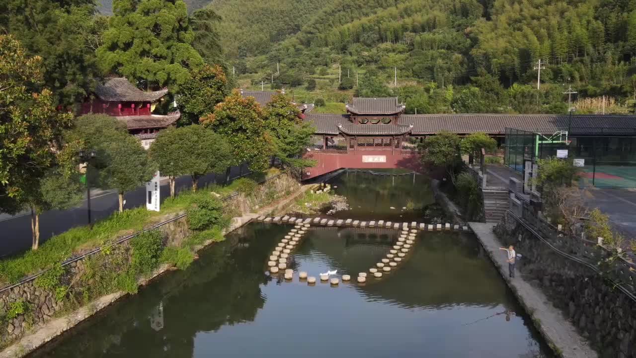 《南孔之光：榉溪村的跨文化对话》