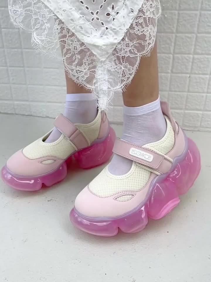 ⠀⠀⠀⠀⠀⠀ 🪽⠀⠀ᶜᵒ⠀ ｡⠀bubbling 050