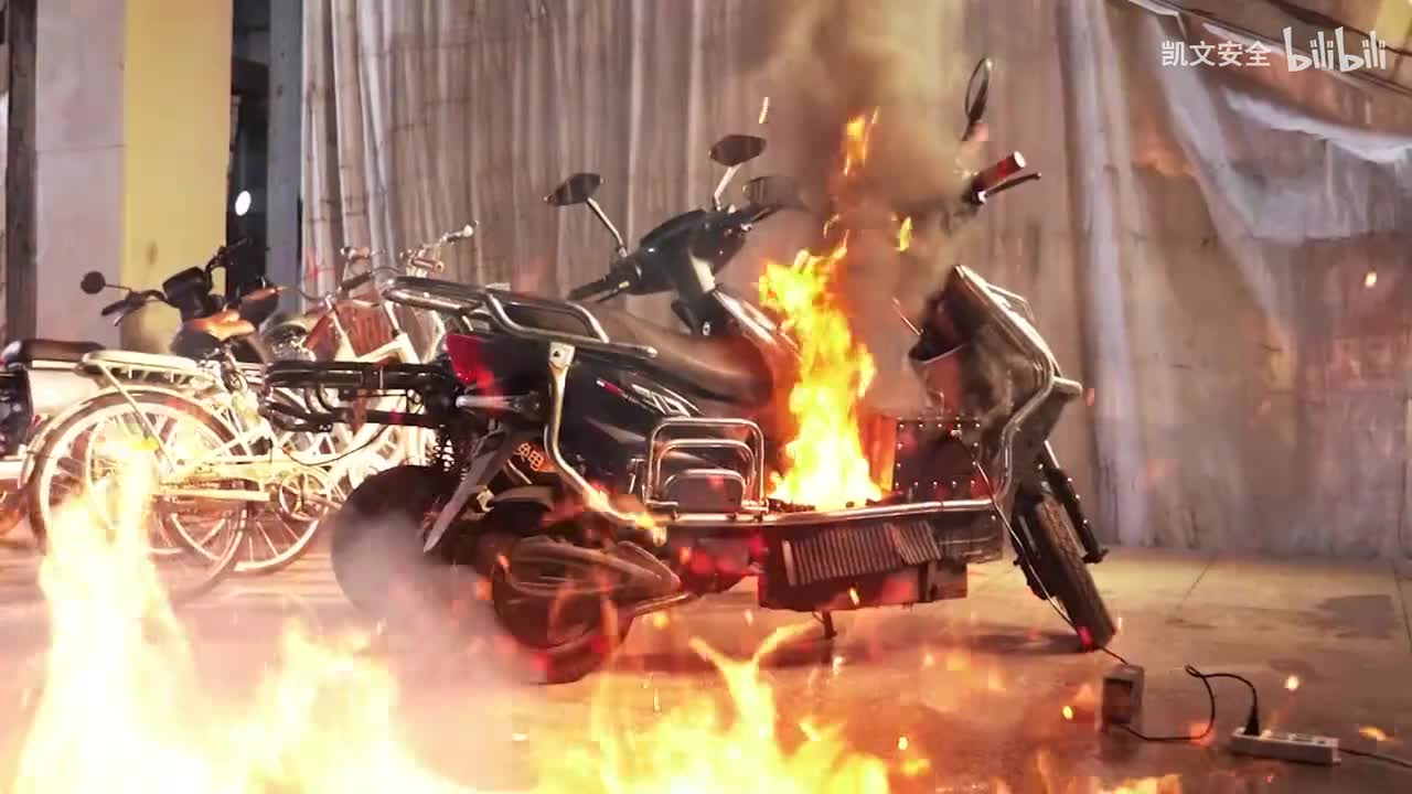 《电动车火灾》(消防警示教育片）