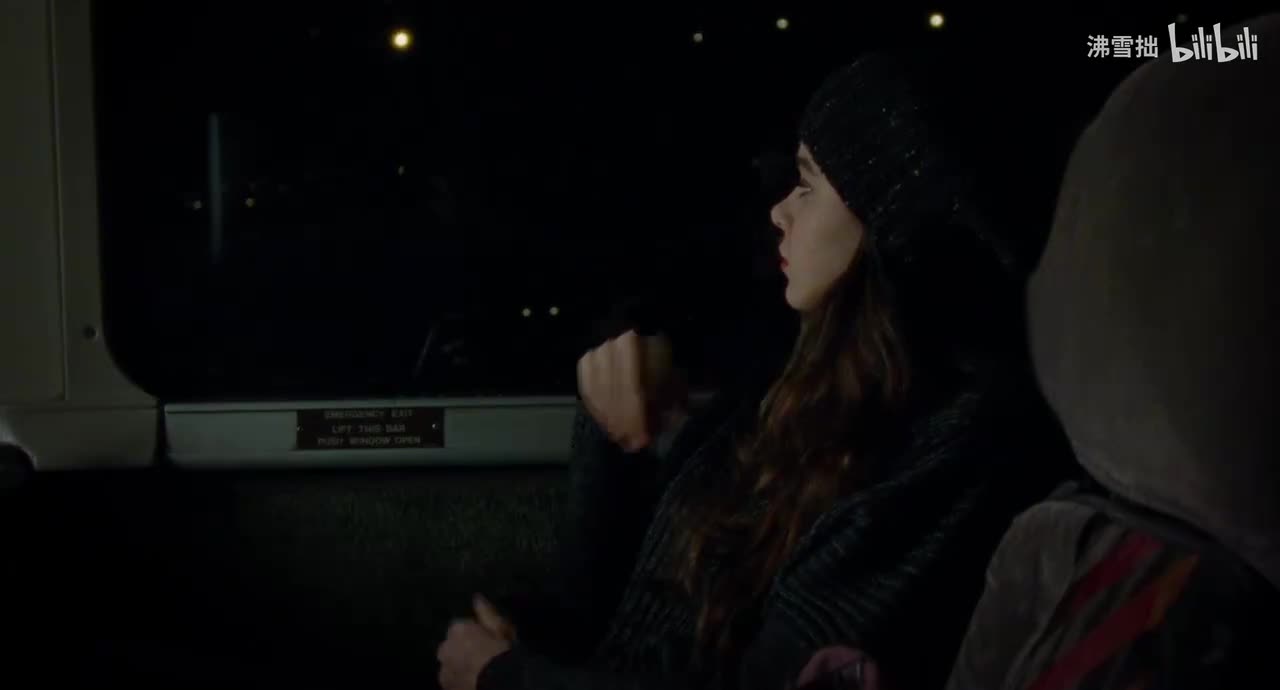 5-2【茶色羽绒服斜长刘海】问泰迪今晚和伊莱扎在干什么 吐槽今晚