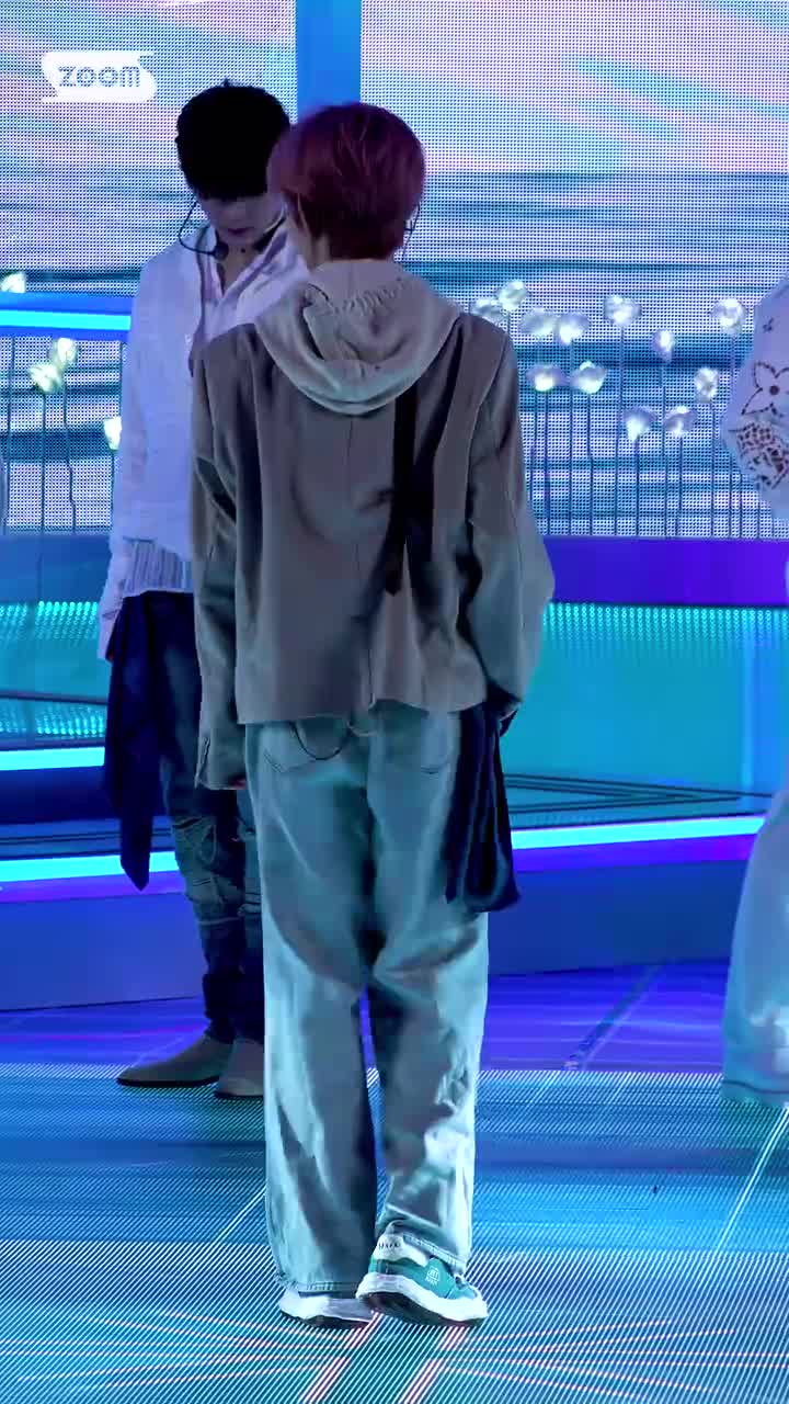 250302 BLUE 人气歌谣