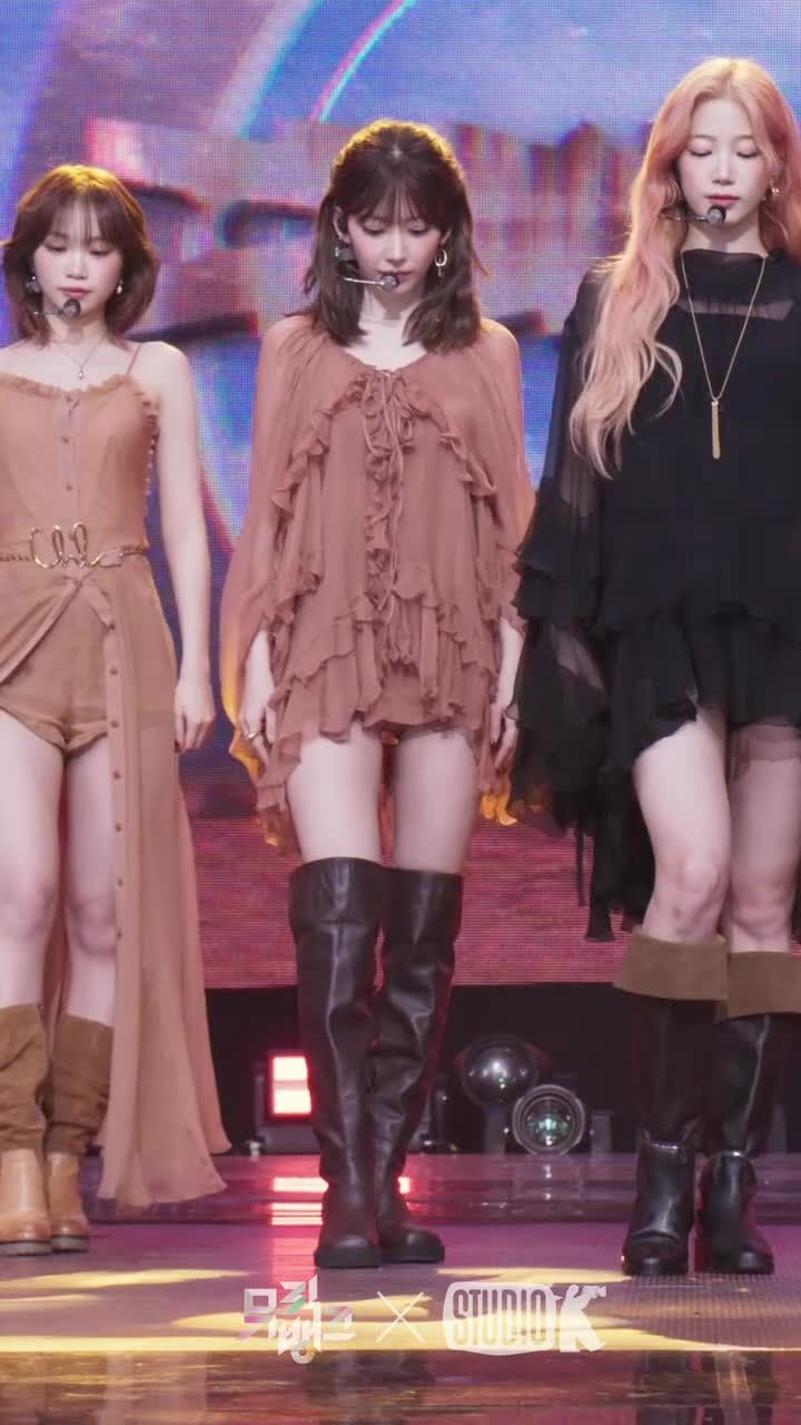 宮脇咲良 SAKURA - HOT 竖版直拍