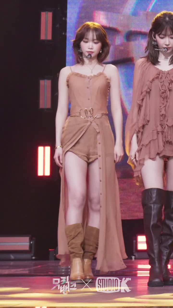 金采源 KIM CHAEWON - HOT 竖版直拍